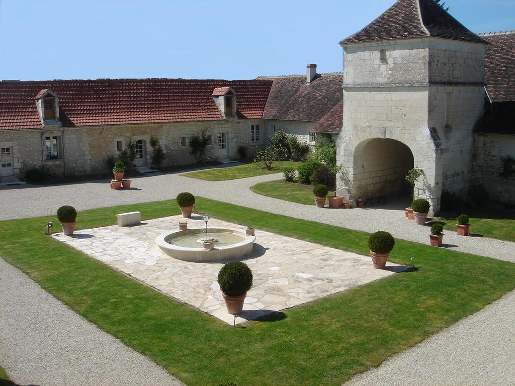Manoir De La Rousselliere Loches Exterior photo