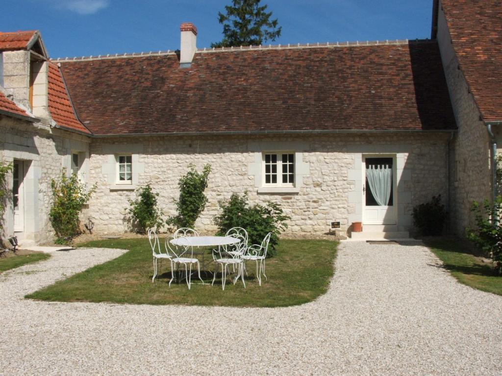 Manoir De La Rousselliere Loches Room photo