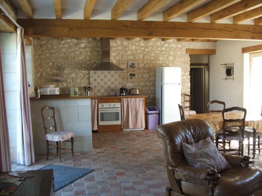 Manoir De La Rousselliere Loches Room photo