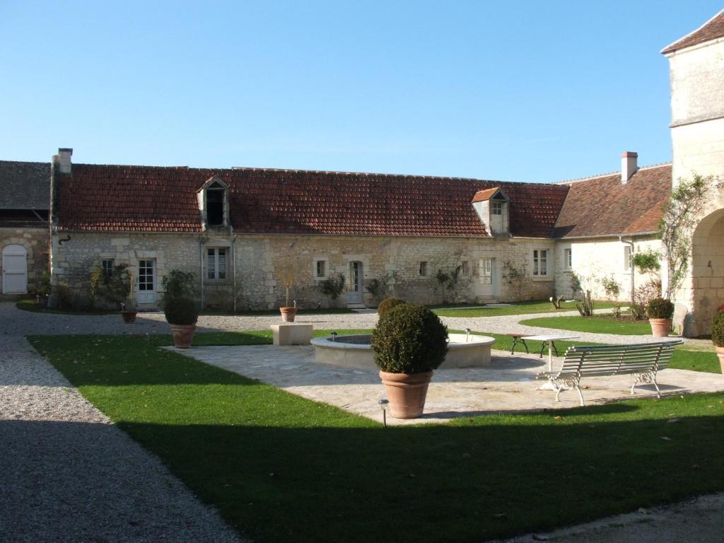 Manoir De La Rousselliere Loches Room photo