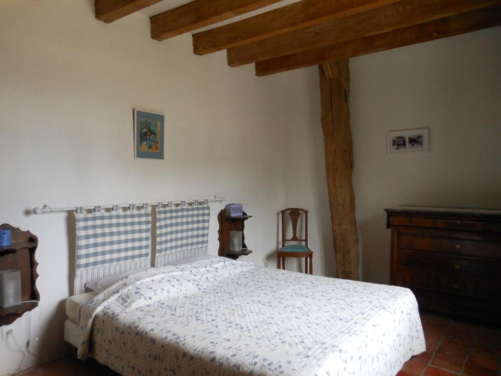 Manoir De La Rousselliere Loches Room photo
