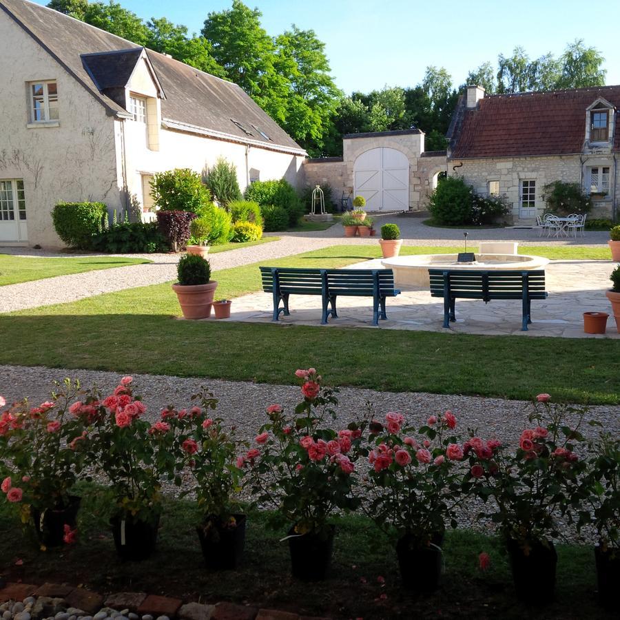 Manoir De La Rousselliere Loches Exterior photo